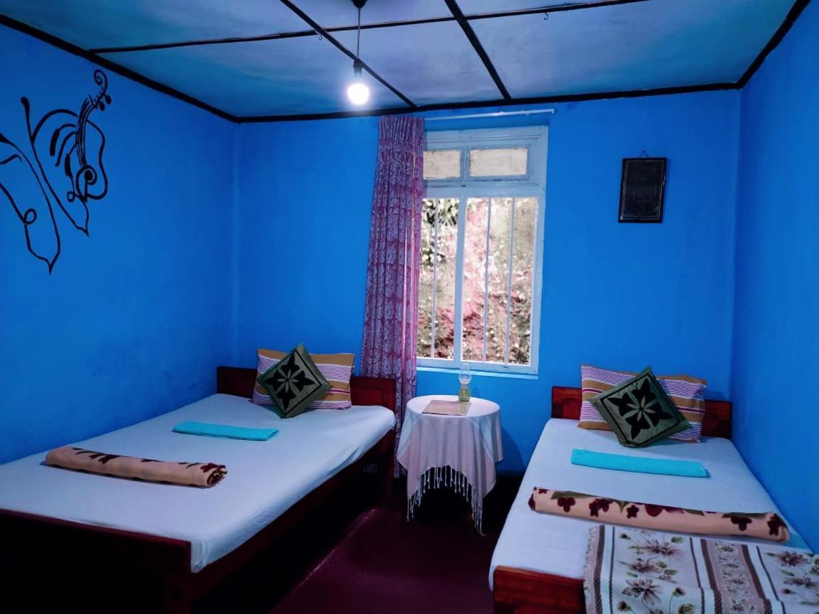 The 1964 Holiday Bungalow Ella Luaran gambar