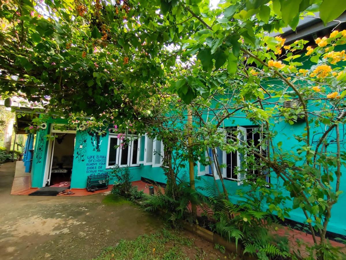 The 1964 Holiday Bungalow Ella Luaran gambar
